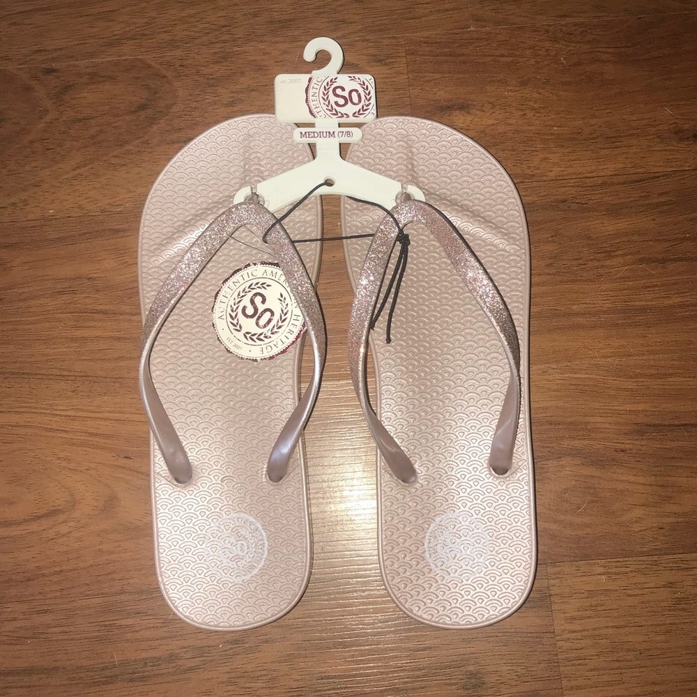 So flip flops ⚠️NEVER WORN⚠️